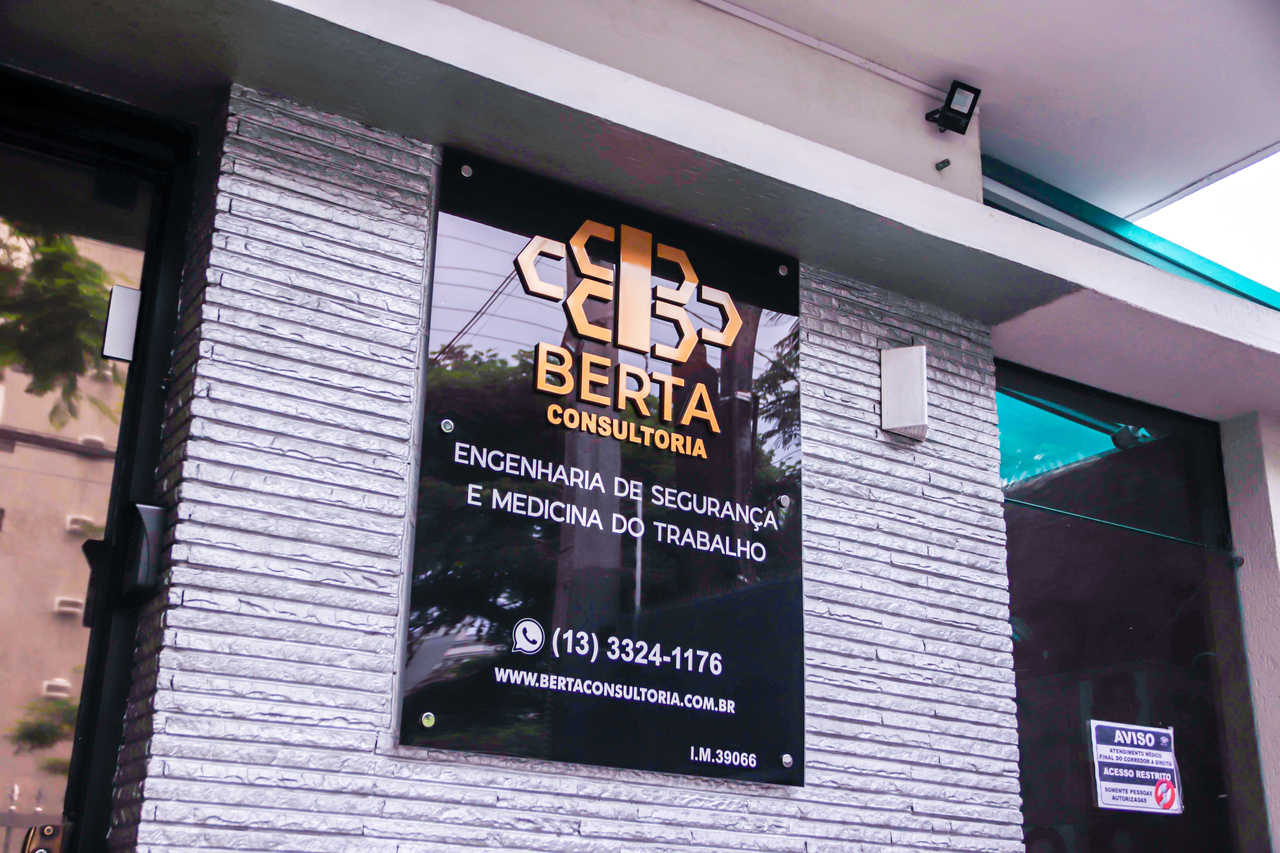 f647a39cb17a483d9ff6614bbc2fea5d